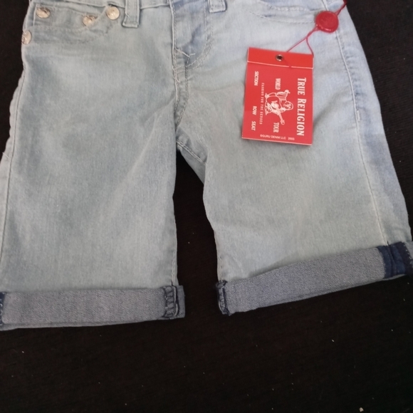 True Religion world tour child's 4T Geno Relaxed Slim lt wash denim shorts New - Picture 8 of 10
